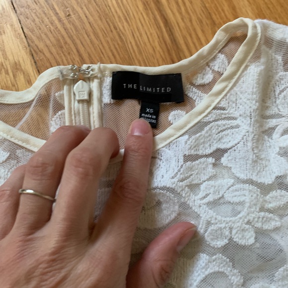 Ivory vintage inspired lace top xs - Picture 4 of 5